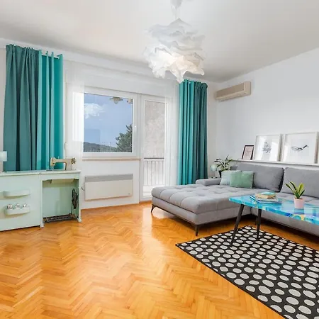 Salt&Sky Apartment *